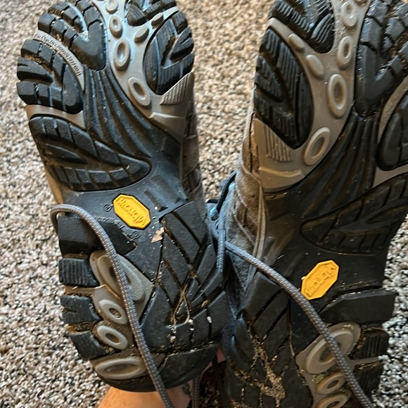 Merrel Moab women hiking boots, 9.5 excellent used condition - Picture 5 of 5